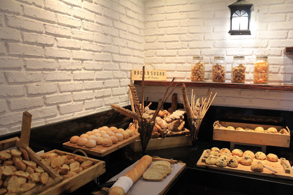 Luminor Hotel Jemursari By Wh With The Best Breakfast In Town And Located Near Surabaya Industrial Estate Rungkut Sier Dış mekan fotoğraf